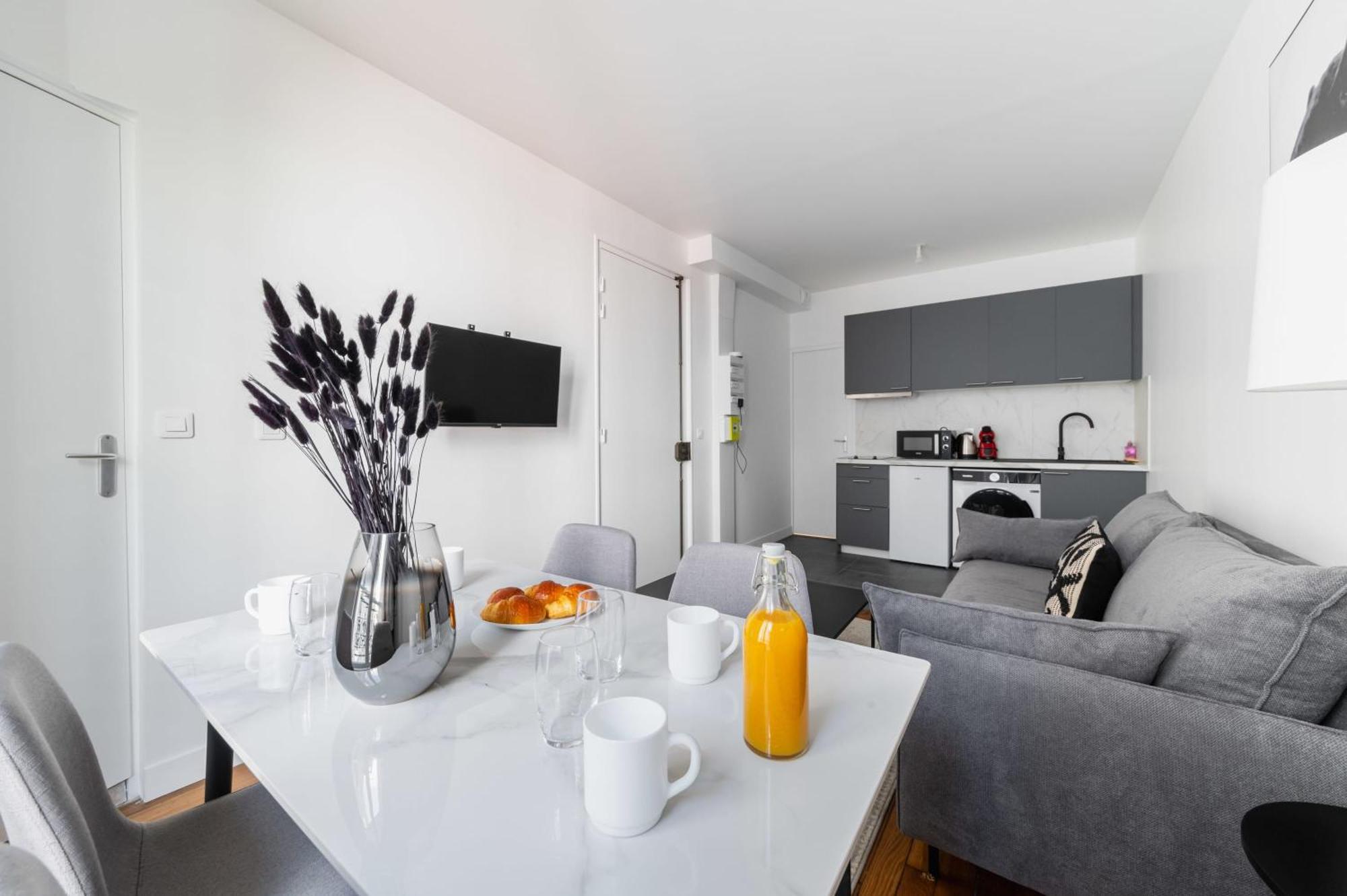 2 Pieces Refait Neuf Metro Jaures - Paris 19 - 4P - Flat-Guest Apartment Екстериор снимка